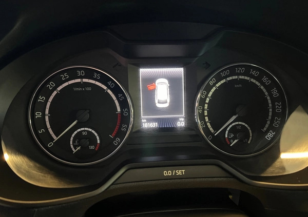 Skoda Octavia cena 49500 przebieg: 181631, rok produkcji 2015 z Wieliczka małe 79